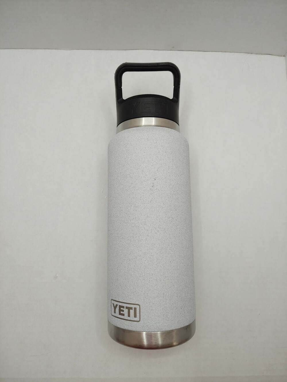​YETI Rambler 36 oz Vacuum Insulated Stainless Bottle Straw Cap Speckled Gray